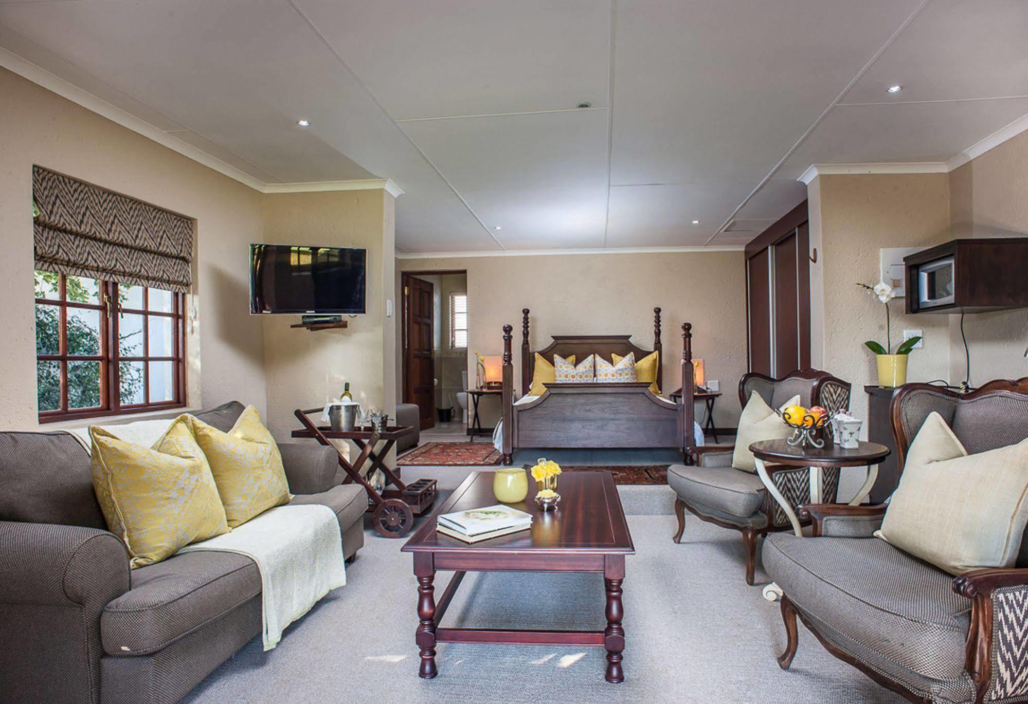 River Meadow Manor Centurion Luaran gambar