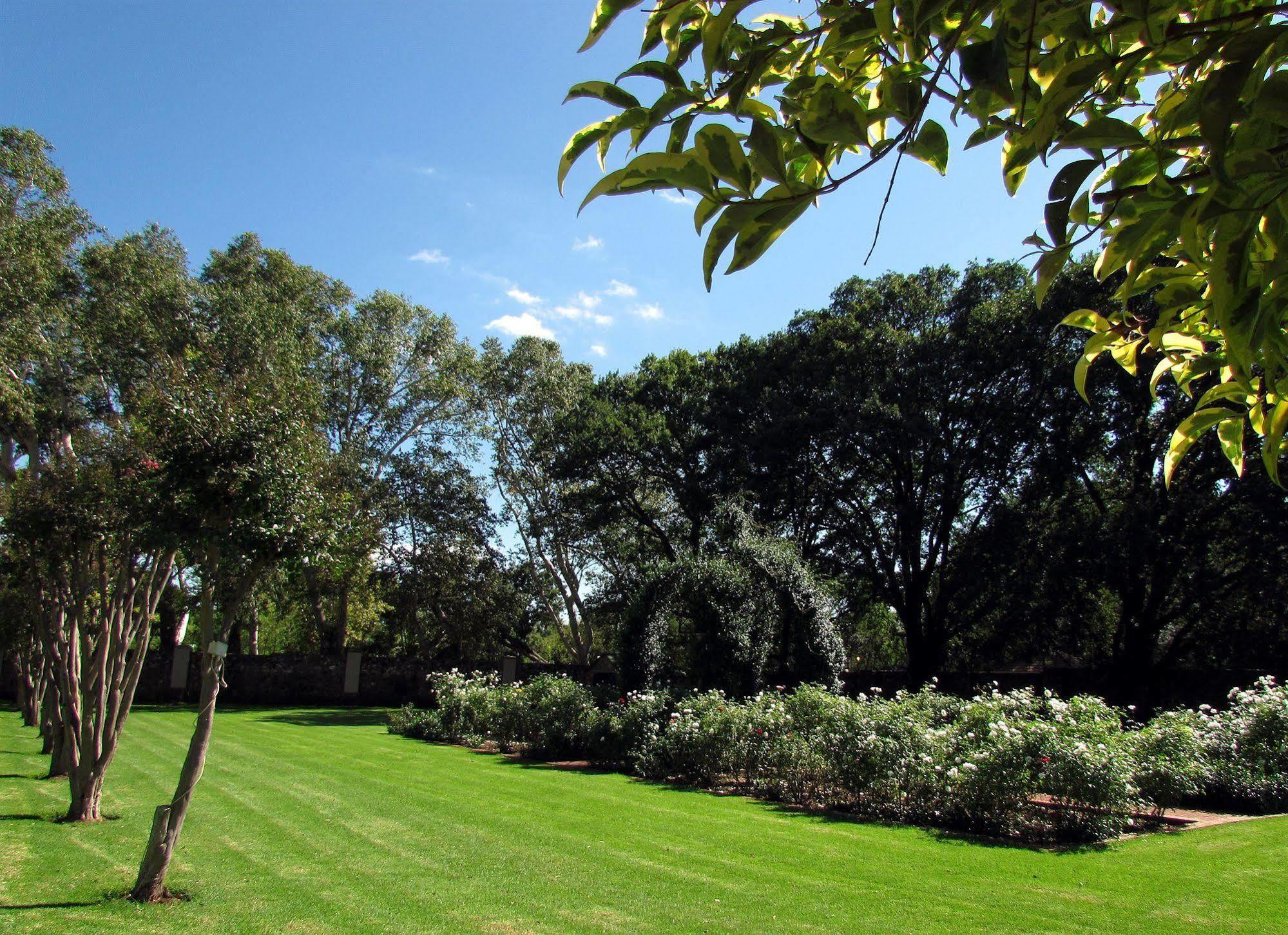 River Meadow Manor Centurion Luaran gambar