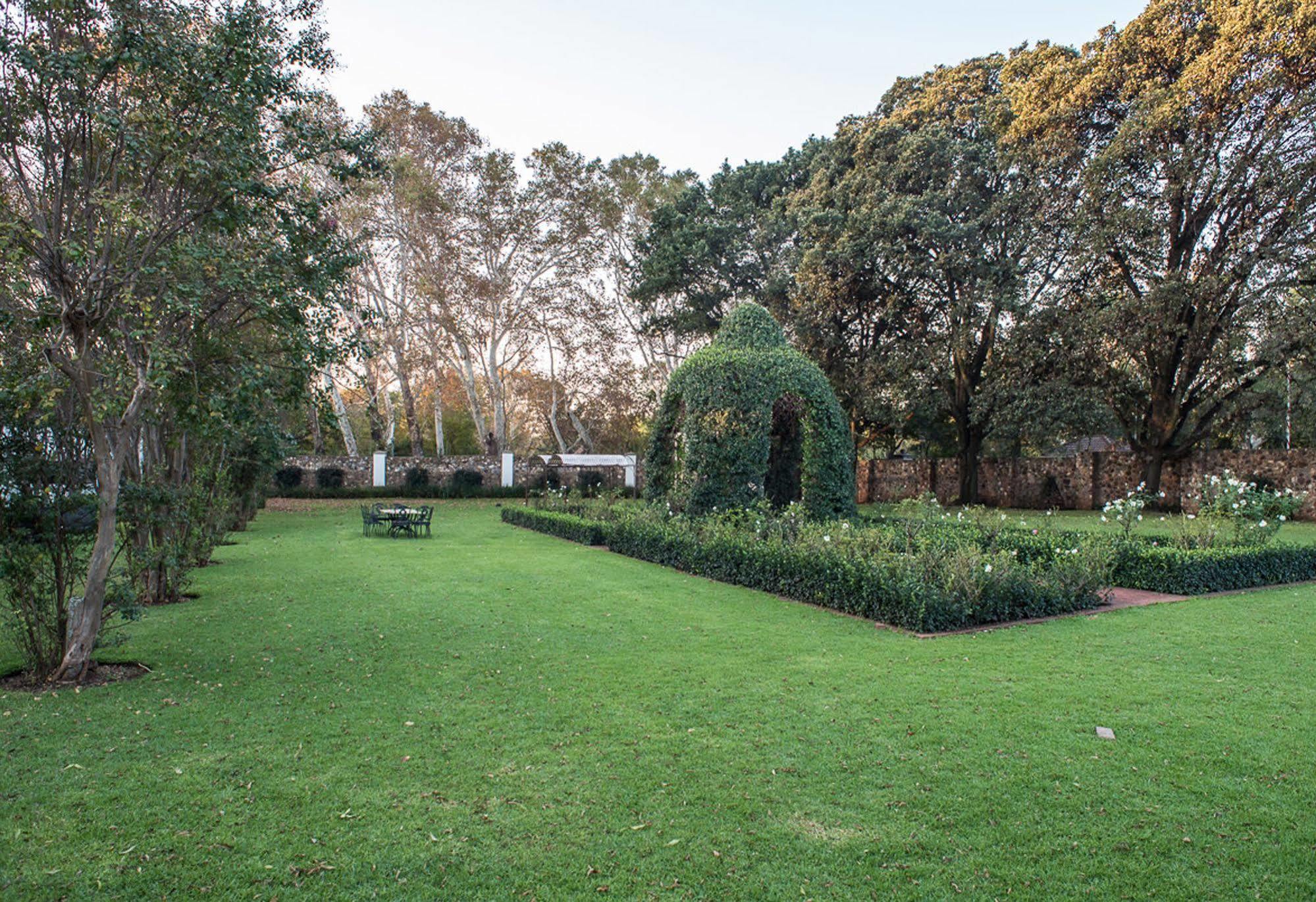 River Meadow Manor Centurion Luaran gambar